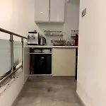 Stay, Work, Meet In Creative Space In Centrum Βαρσοβία