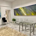 Stay, Work, Meet In Creative Space In Centrum