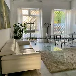 Stay, Work, Meet In Creative Space In Centrum Βαρσοβία