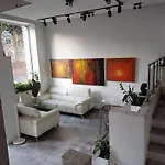 Stay, Work, Meet In Creative Space In Centrum Διαμέρισμα Βαρσοβία