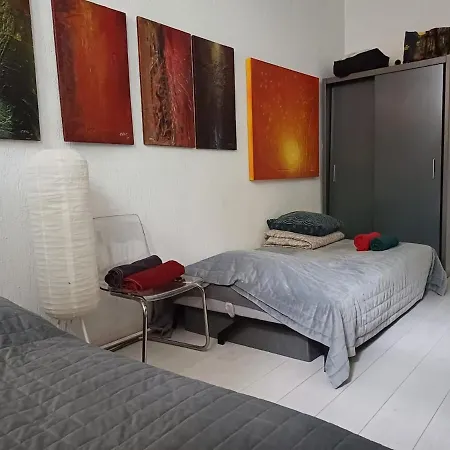 Apartment Stay, Work, Meet In Creative Space In Centrum Warschau