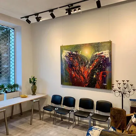 Stay, Work, Meet In Creative Space In Centrum