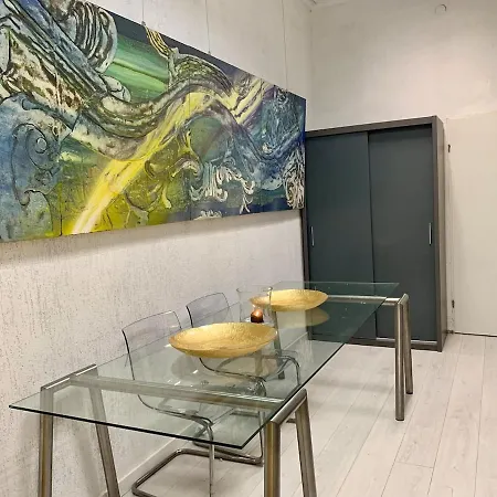 Apartment Stay, Work, Meet In Creative Space In Centrum Warschau