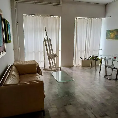 公寓 Stay, Work, Meet In Creative Space In Centrum 华沙
