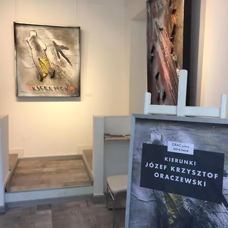 Stay, Work, Meet In Creative Space In Centrum * Warschau