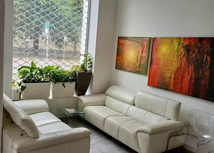 Stay, Work, Meet In Creative Space In Centrum