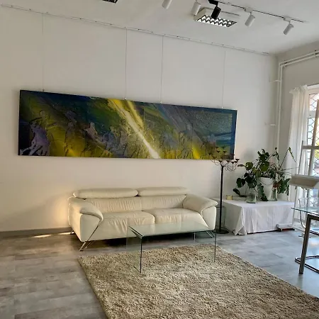 Stay, Work, Meet In Creative Space In Centrum *