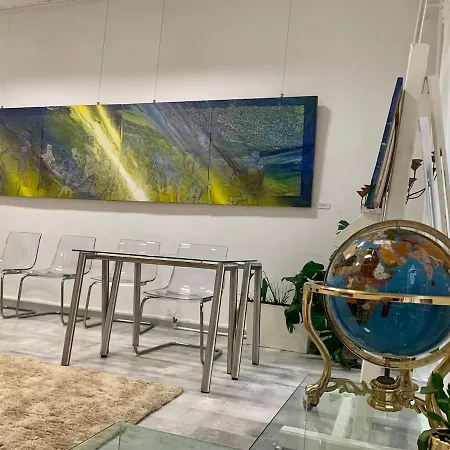 Stay, Work, Meet In Creative Space In Centrum * 华沙