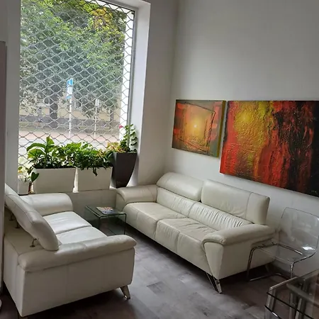 公寓 Stay, Work, Meet In Creative Space In Centrum 华沙