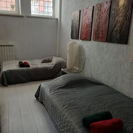 Stay, Work, Meet In Creative Space In Centrum