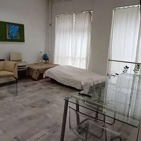 公寓 Stay, Work, Meet In Creative Space In Centrum 华沙